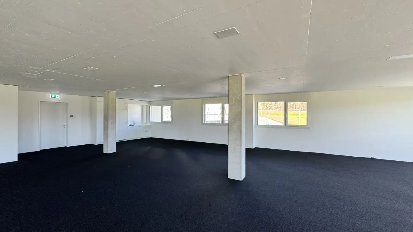 Commercial for rent - Summelenweg, 8808 Pfäffikon SZ - Photo 4