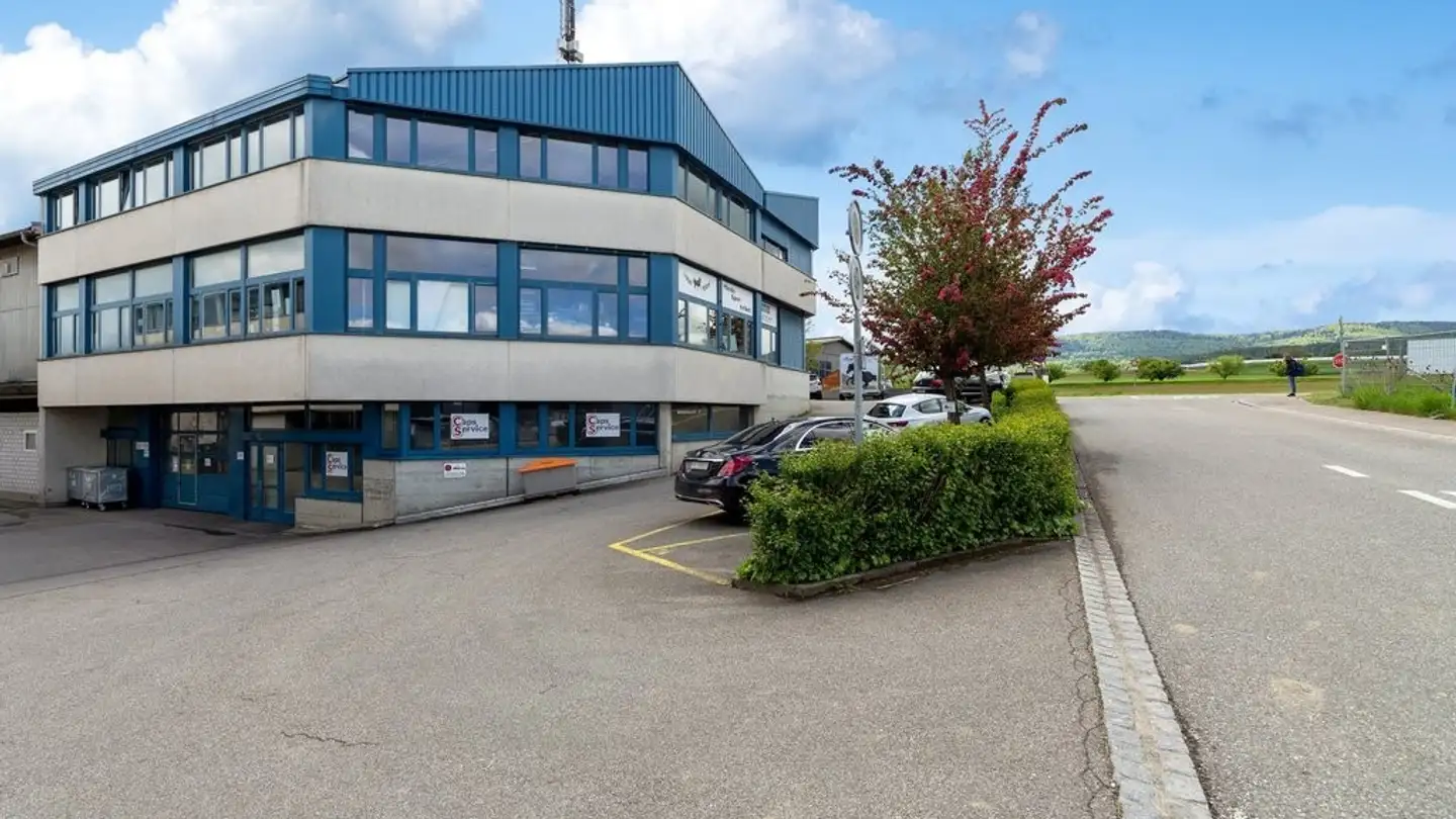 Bureau à louer - Gewerbestrasse 2, 4105 Biel-Benken BL
