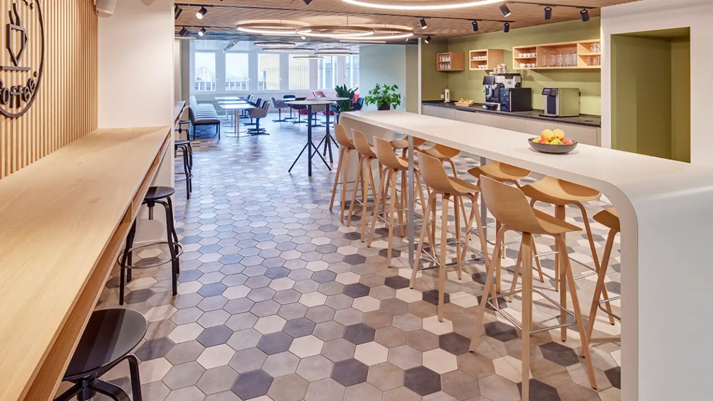 Office space for rent - Neuhofstrasse 12, 6340 Baar - Photo 3