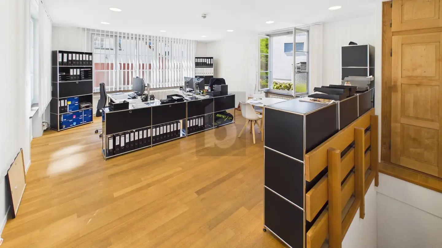 Bureau à louer - 4900 Langenthal - Photo 2
