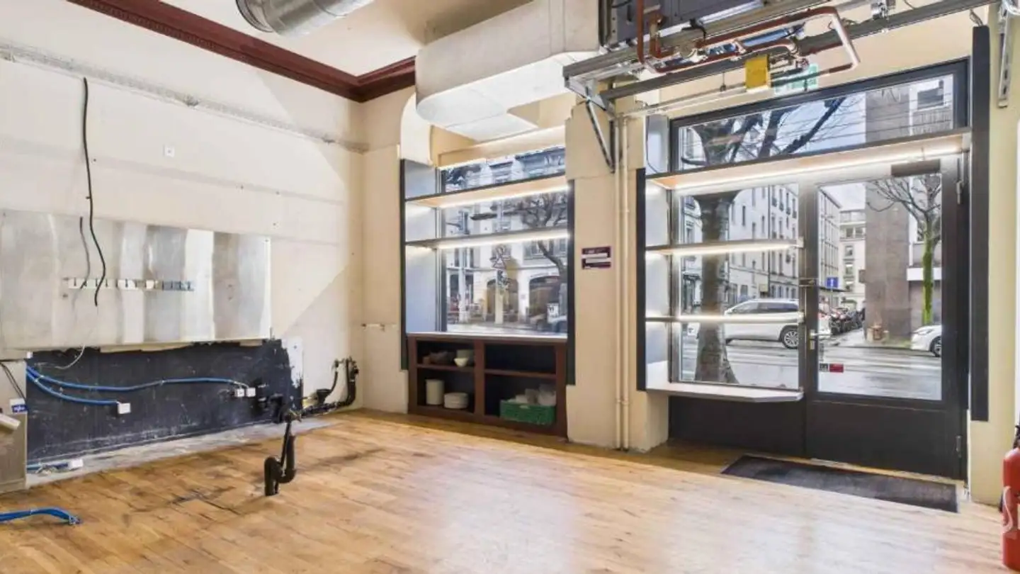 Shop for rent - Boulevard Georges- Favon 10, 1204 Genève
