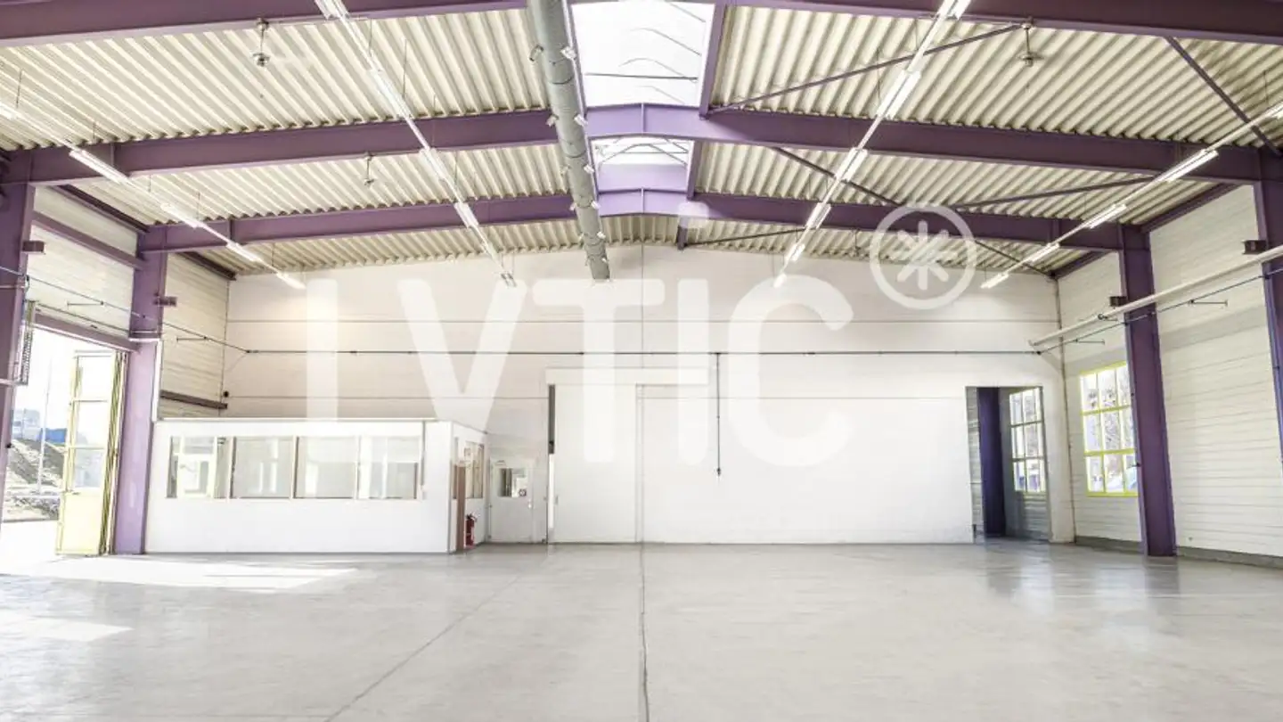 Commercial à louer - 1680 Romont FR - Photo 3