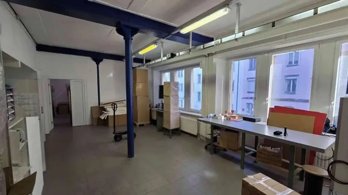 Commerciale in affitto - Rue De La Serre 91, 2300 La Chaux-de-Fonds - Foto 2