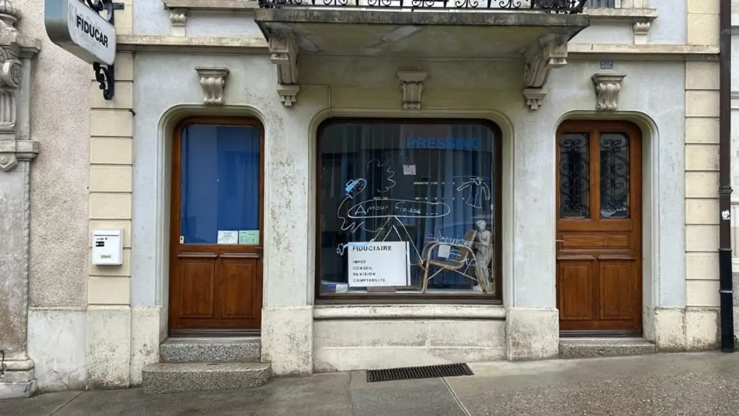 Commercial à louer - Rue Des Moines 62, 1680 Romont FR - Photo 2