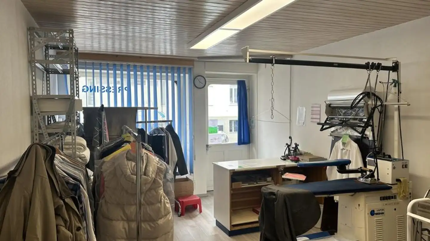 Commercial à louer - Rue Des Moines 62, 1680 Romont FR - Photo 3