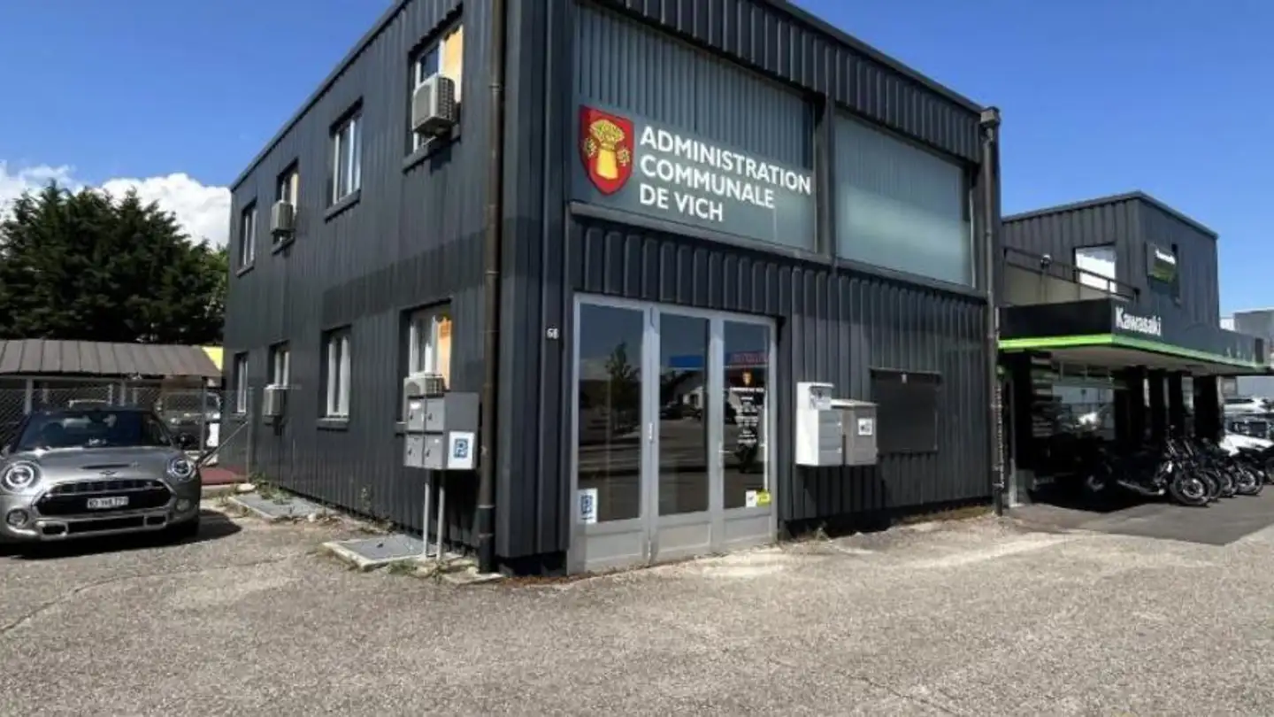Commerciale in affitto - Route de l'Etraz 6, 1267 Vich