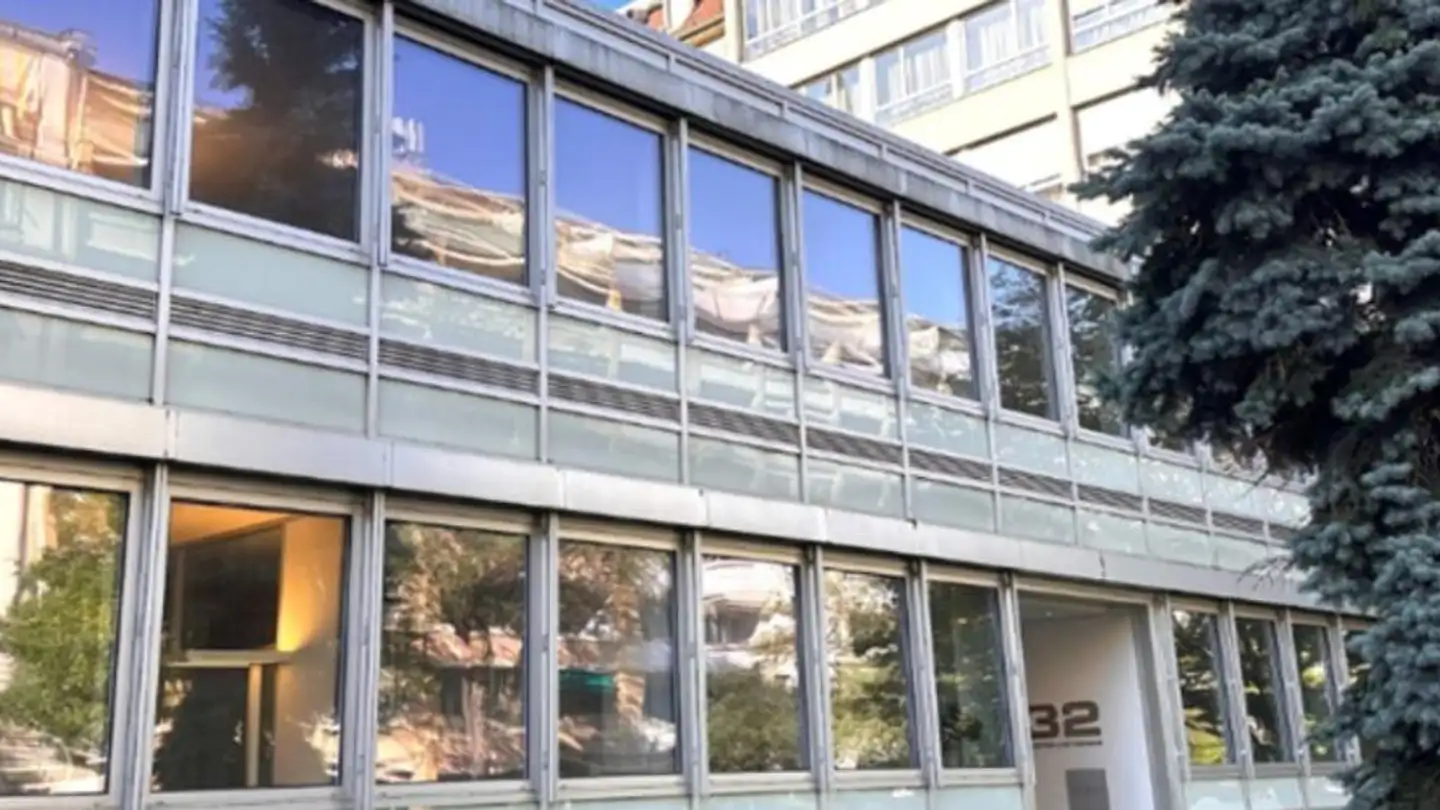 Office space for rent - Rue De L' Athénée 32, 1206 Genève