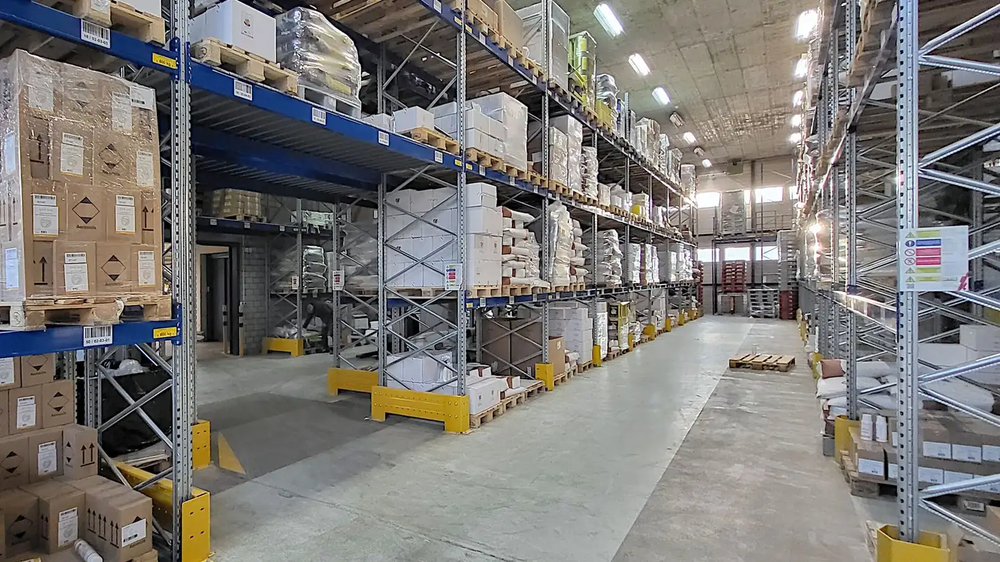 Espace de stockage à louer - Gewerbestrasse 25, 4123 Allschwil - Photo 2