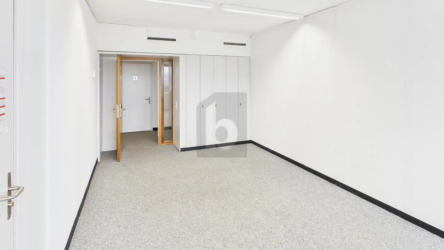 Bureau à louer - 4900 Langenthal - Photo 2