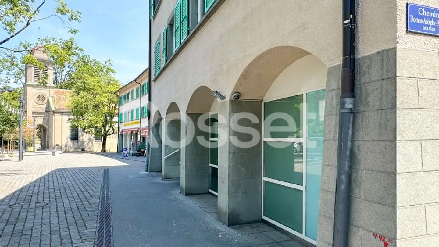 Shop for rent - Place Du Petit-Saconnex 11, 1209 Genève