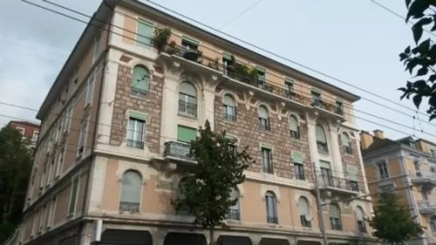 Commerciale in affitto - Avenue d'Echallens 38, 1004 Lausanne
