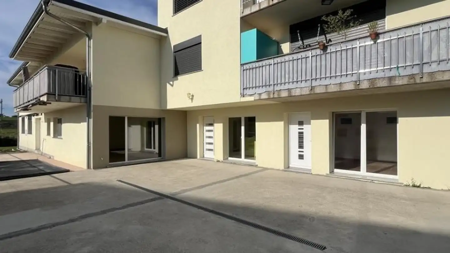 Commercial for rent - Route Du Pontet 13, 1744 Chénens