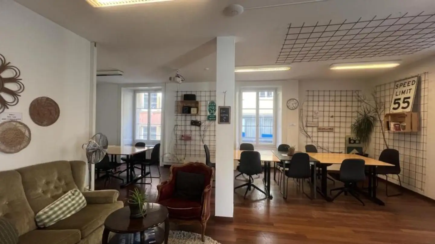 Bureau à louer - Rue Des Terreaux 7, 2000 Neuchâtel - Photo 2