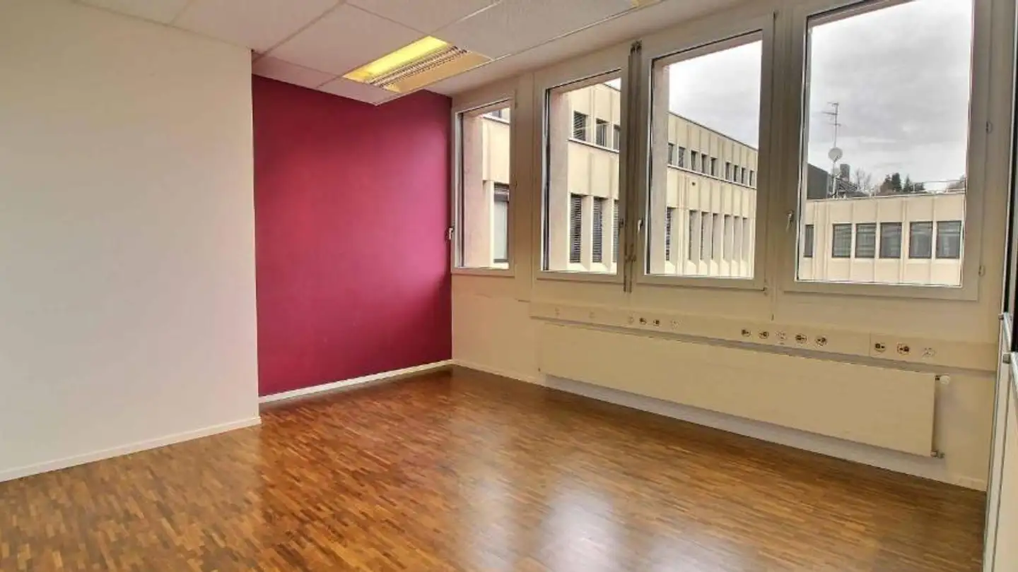 Office space for rent - Avenue Des Baumettes 9, 1020 Renens VD - Photo 4