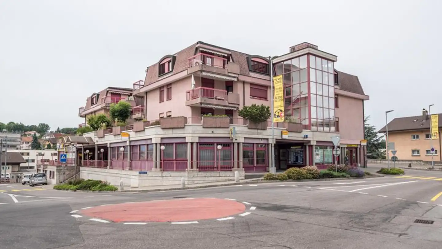 Commercial for rent - Avenue De La Gare 52, 1618 Châtel-St-Denis - Photo 4