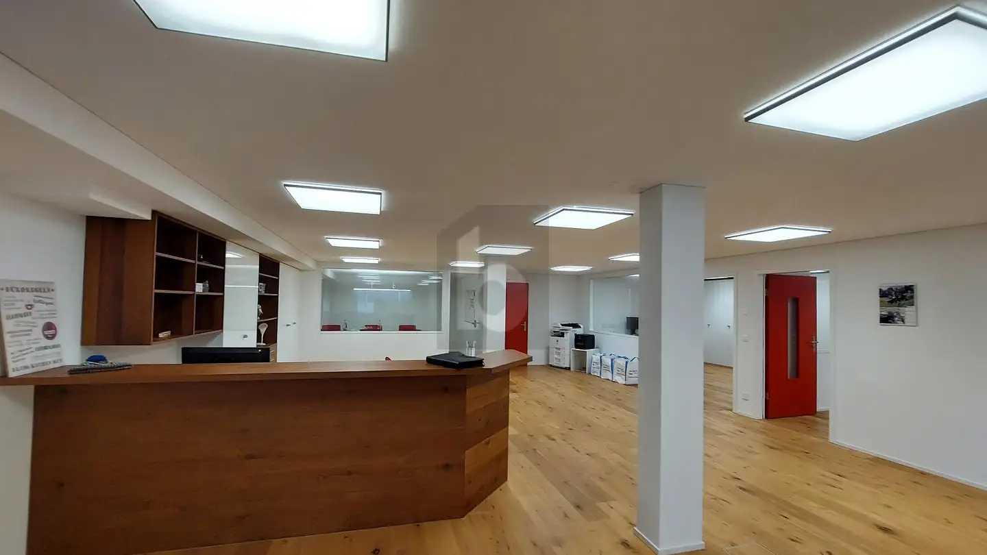 Bureau à louer - 6467 Schattdorf - Photo 2