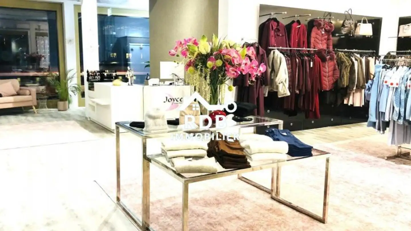 Commercial for rent - 1950 Sion