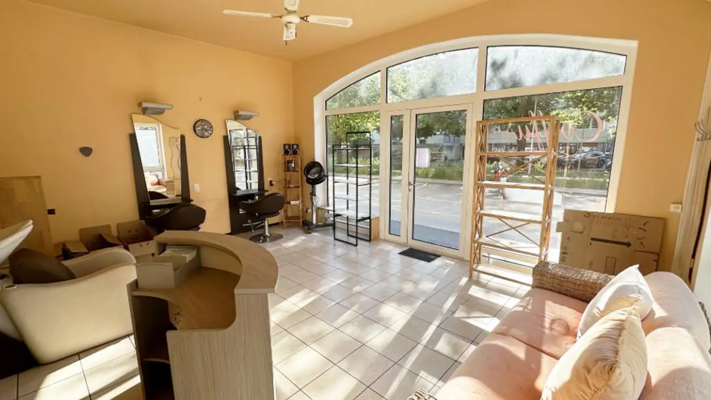 Shop for rent - Avenue du Grand-Champsec 23, 1950 Sion - Photo 3