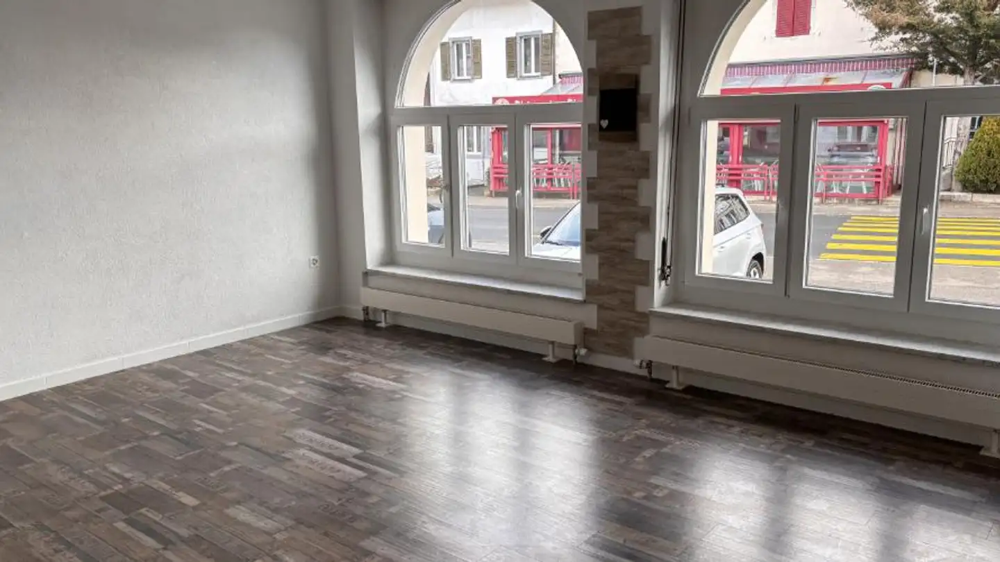 Commercial à louer - Rue Du Colonel Hoffmeyer 15, 2854 Bassecourt