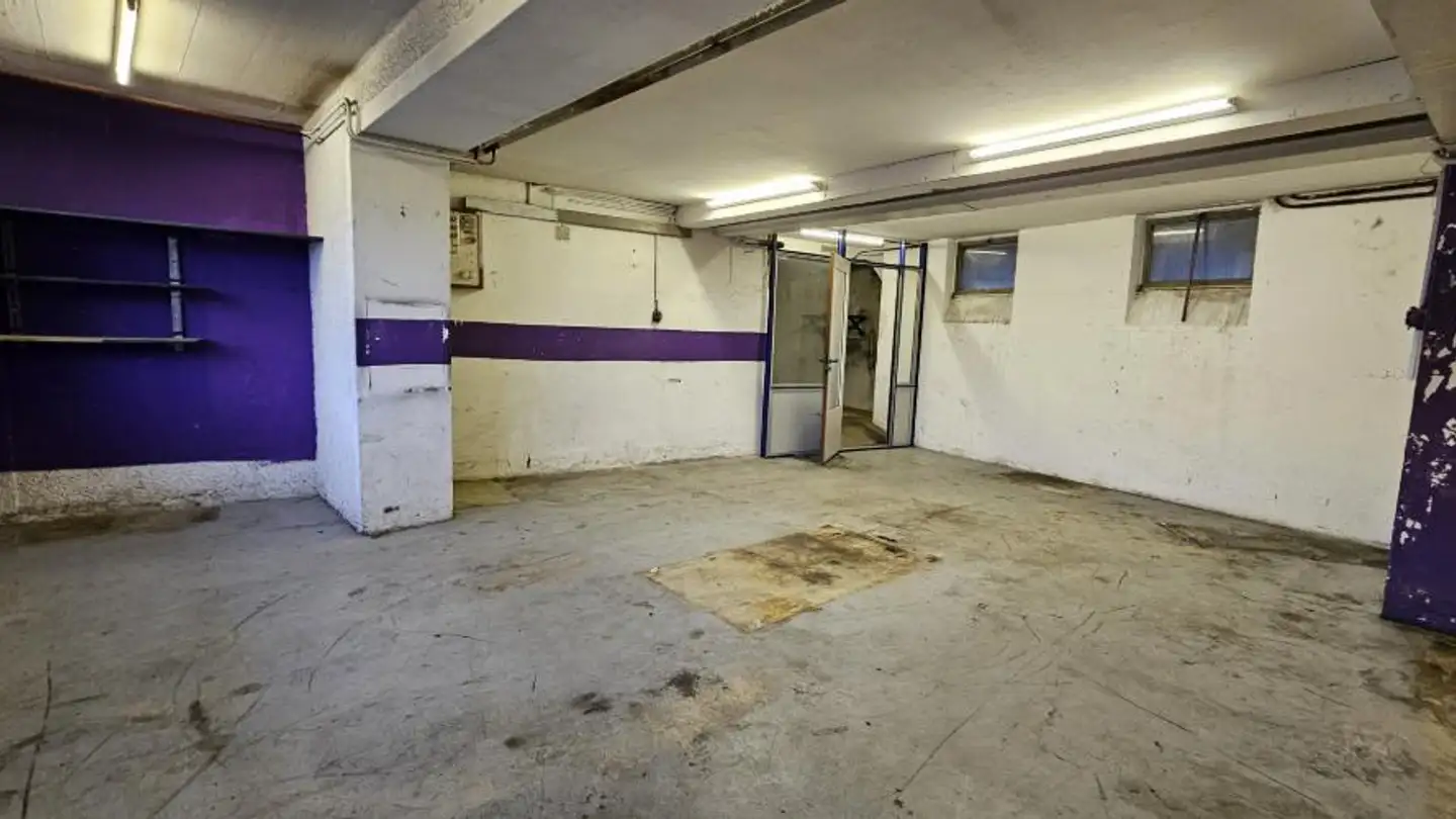 Commercial à louer - Rue Pierre-Dubied 10, 2108 Couvet
