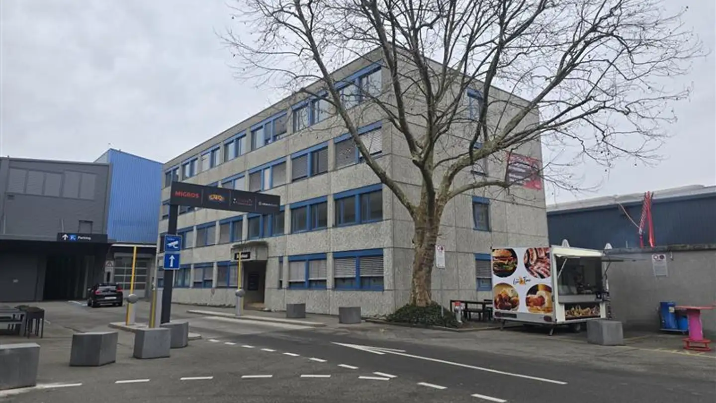 Spazio ufficio in affitto - Riedstrasse 3, 8953 Dietikon
