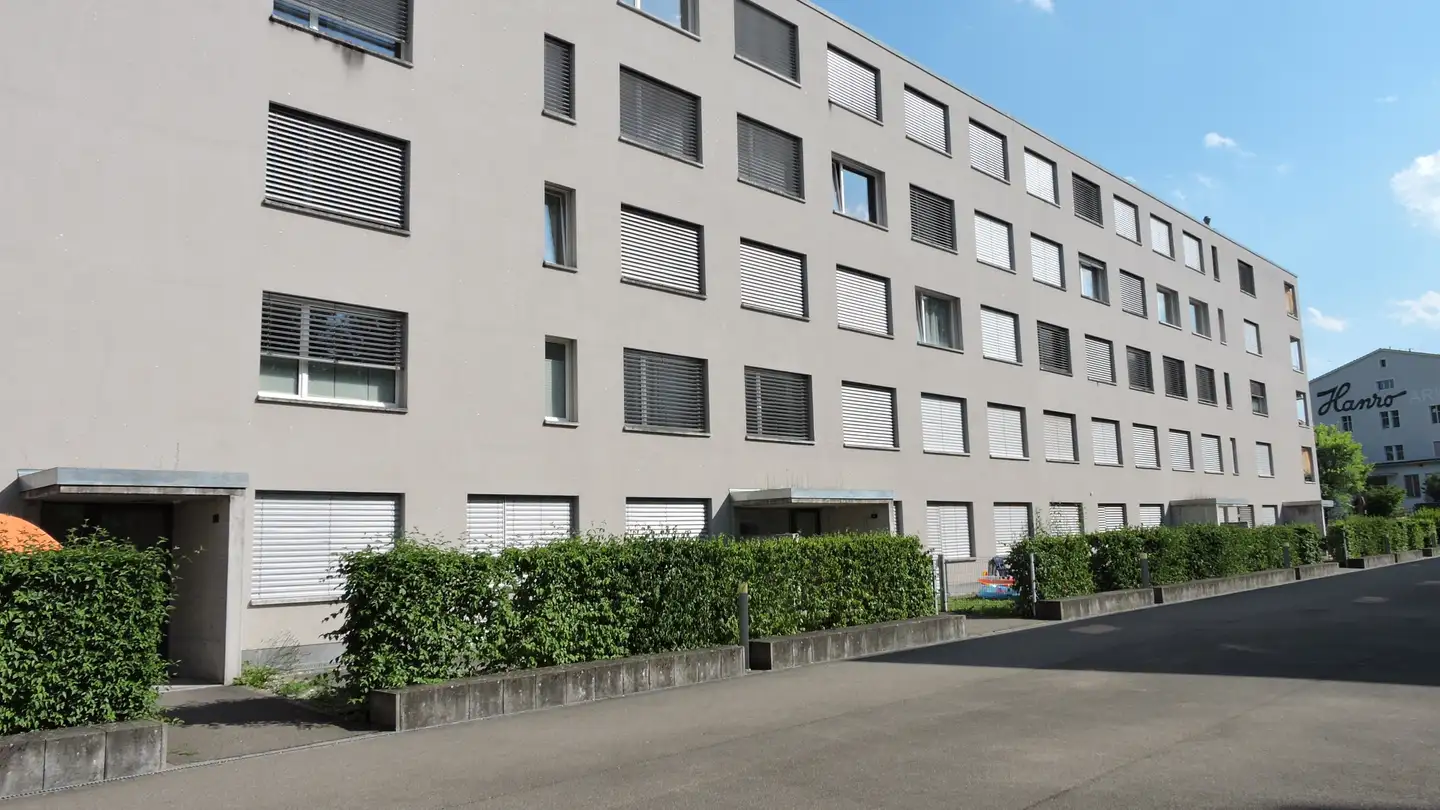 Hobby room for rent - Benzburweg 4, 4410 Liestal