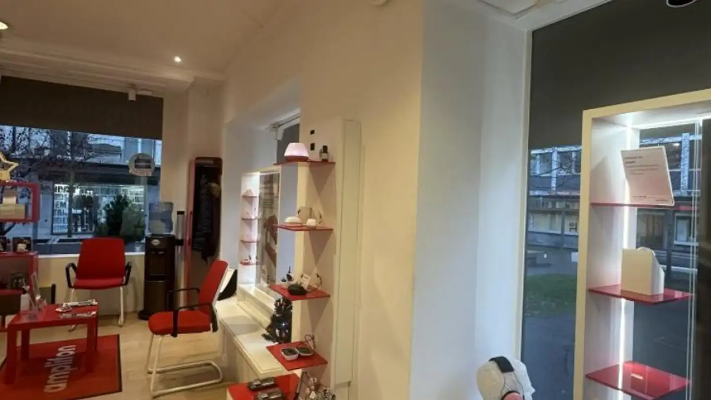 Commerciale in affitto - Rue Des Bourguignons 8, 1870 Monthey - Foto 3