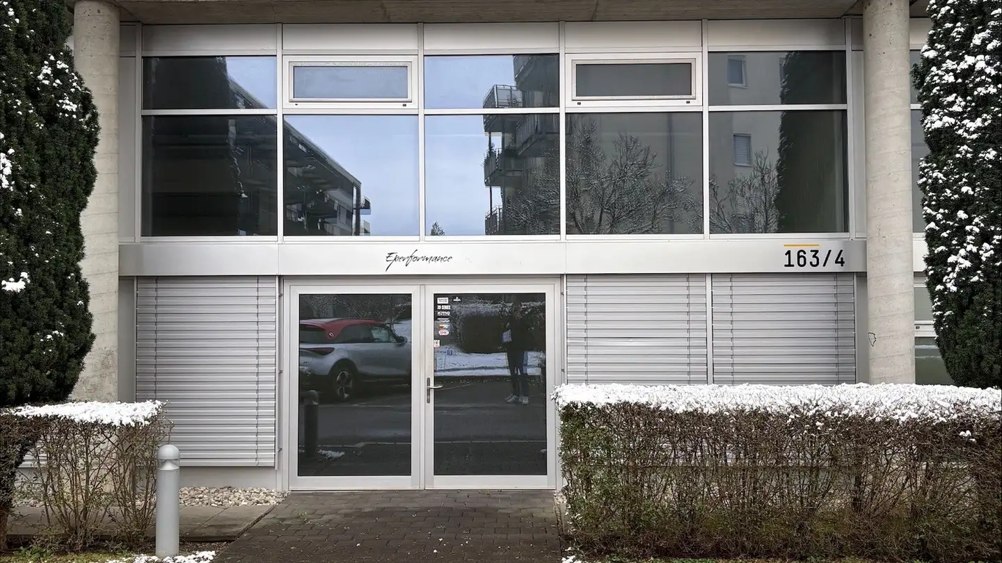 Gewerbe mieten - Schulstrasse 147, 8105 Regensdorf - Foto 2