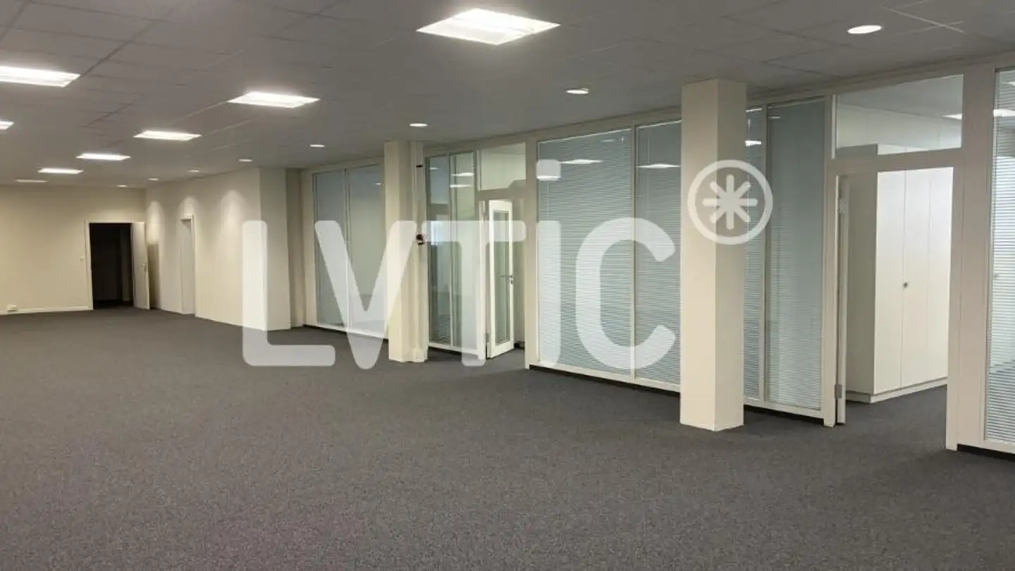 Bürofläche mieten - 1020 Renens VD - Foto 2