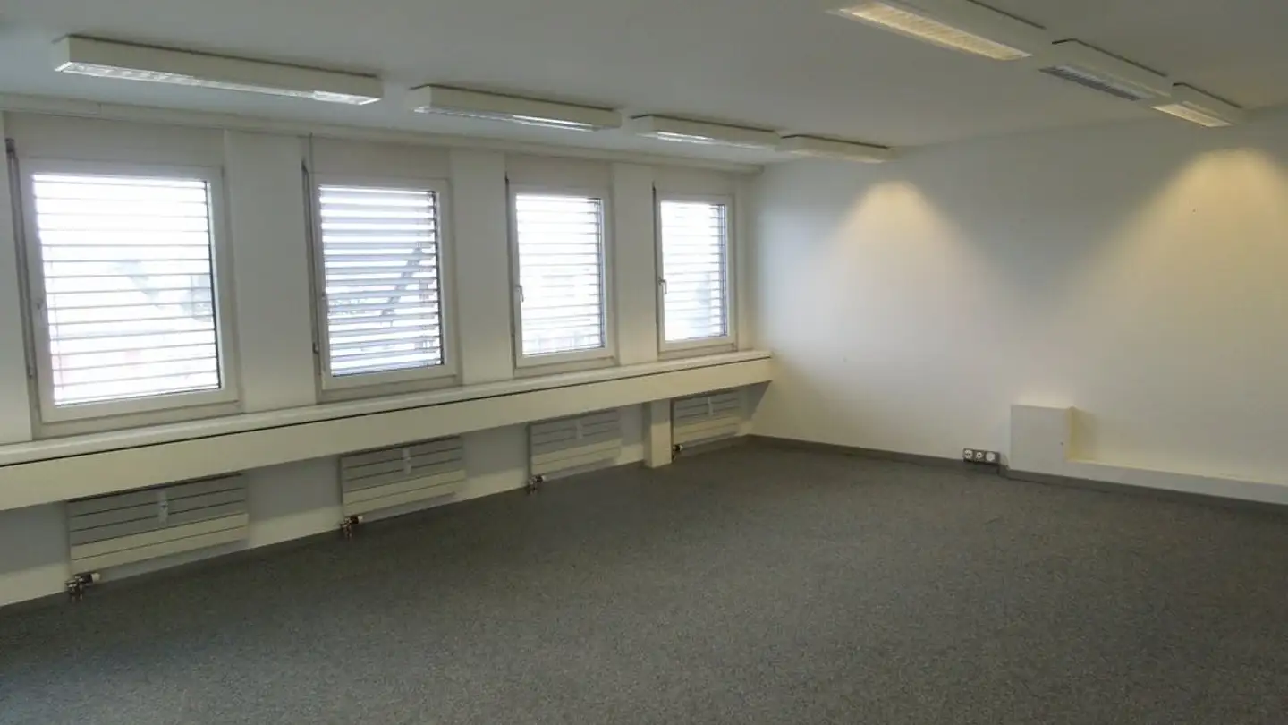 Bürofläche mieten - Sankt Jakob-Strasse 41, 4132 Muttenz - Foto 2