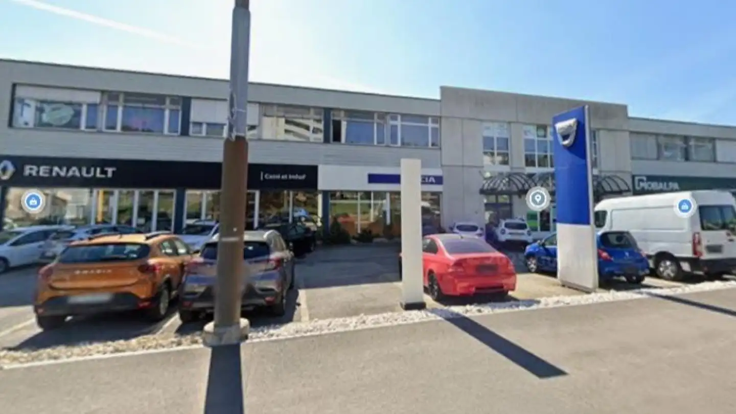 Commerciale in affitto - Boulevard des Eplatures 1, 2300 La Chaux-de-Fonds