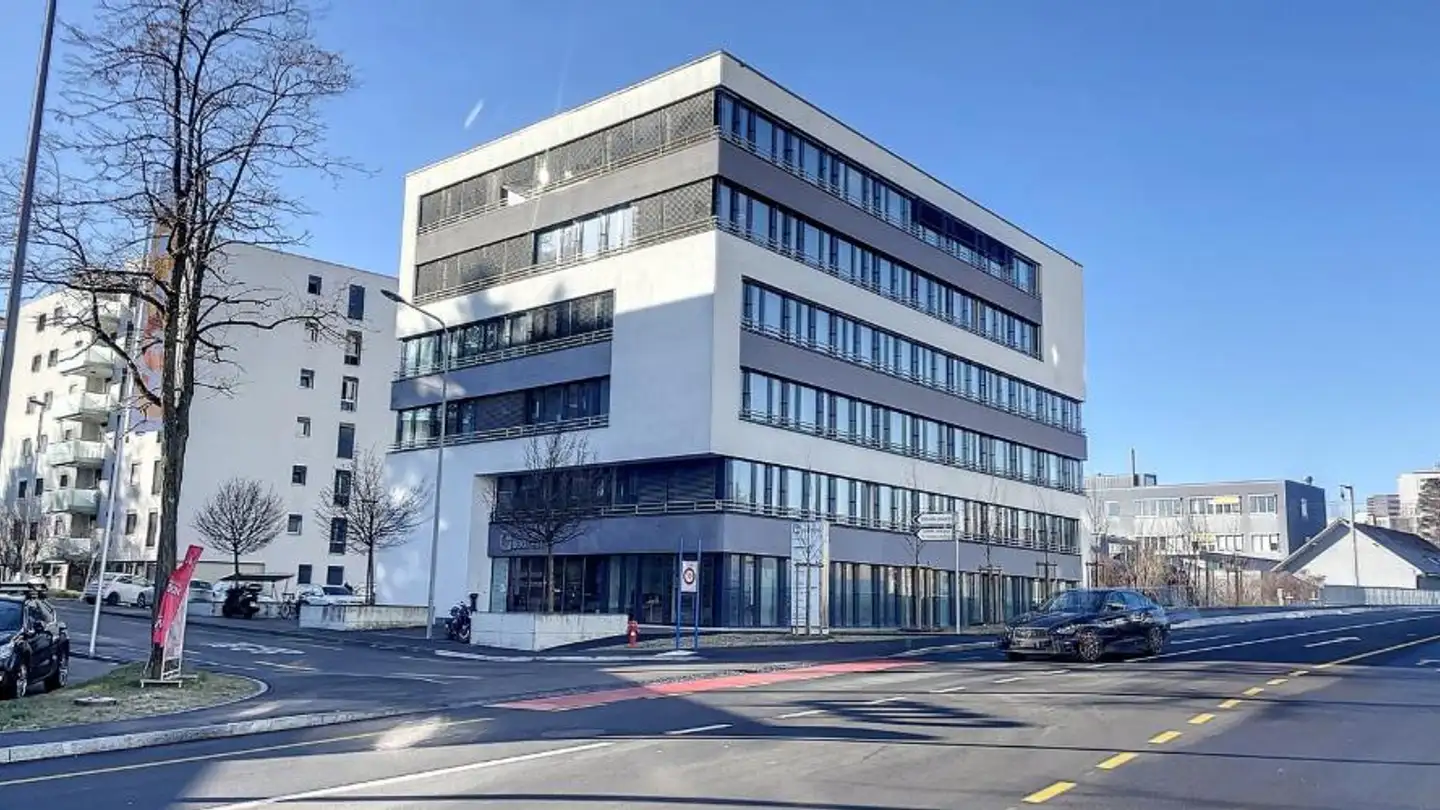 Bürofläche mieten - Route Saint-Nicolas-De-Flüe 2, 1700 Fribourg - Foto 2