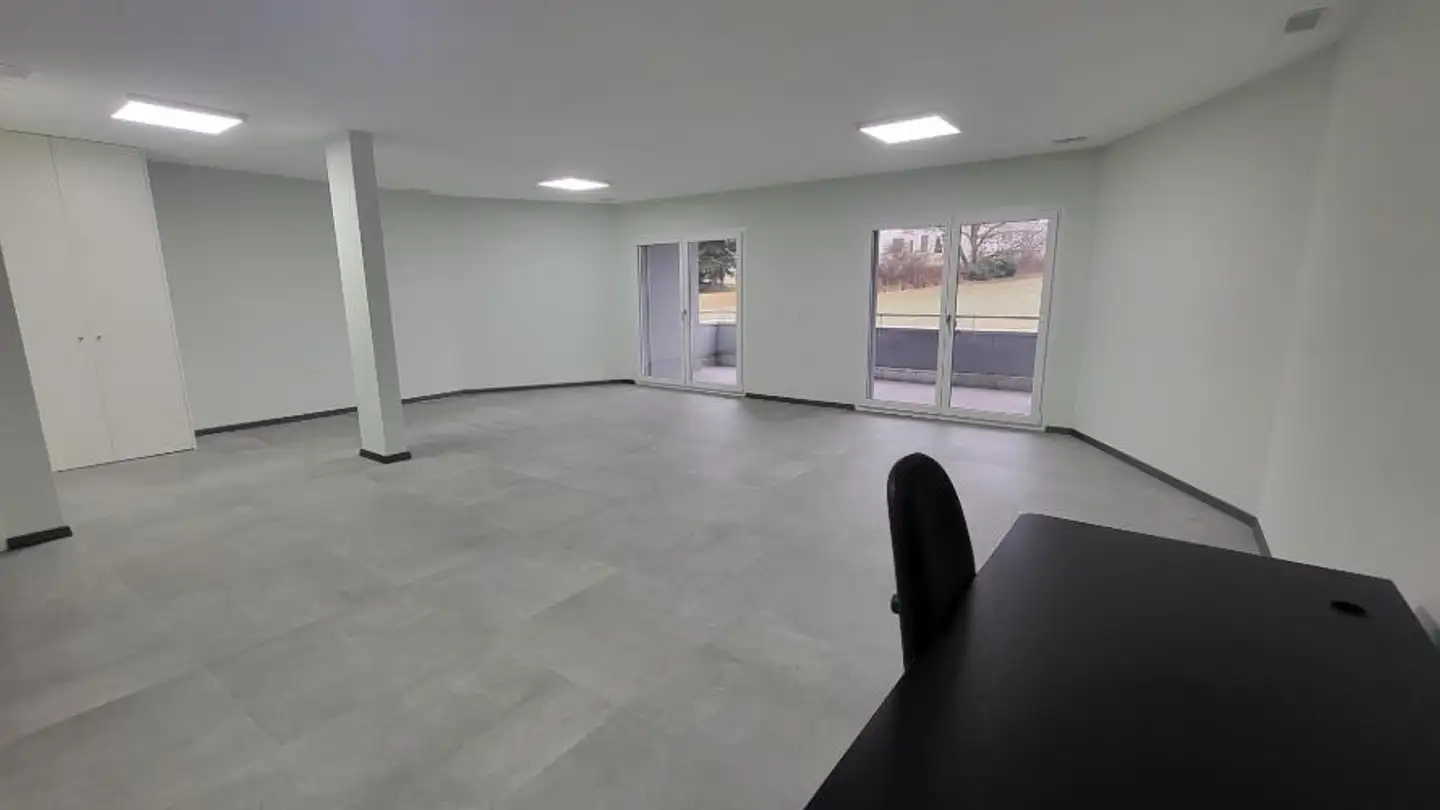 Commercial for rent - Route De Belmont 2, 1741 Cottens FR - Photo 2