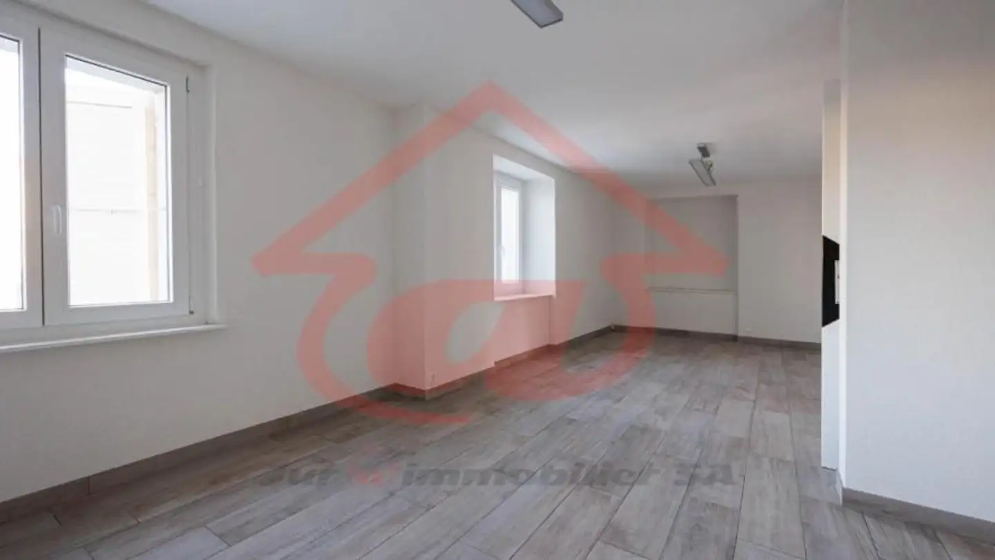 Commerciale in affitto - Rue Du Jura 33a, 2900 Porrentruy - Foto 2