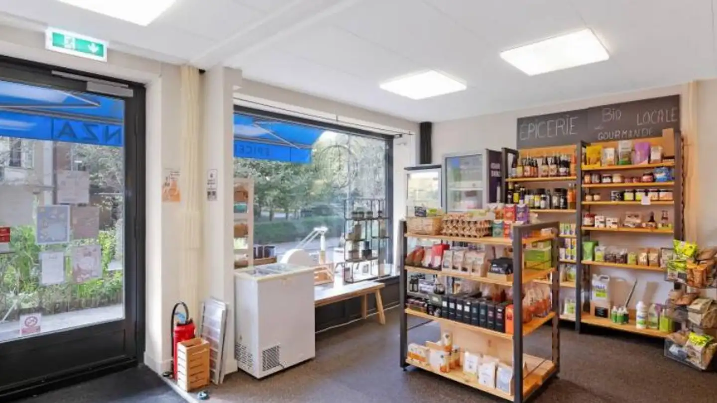Geschäft mieten - Place De L' Octroi 10, 1227 Carouge GE - Foto 4