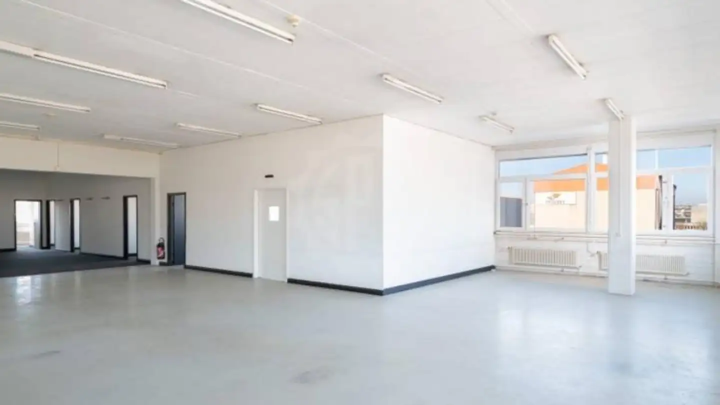 Commercial for rent - Route Du Grand-Lancy, 1212 Grand-Lancy - Photo 2