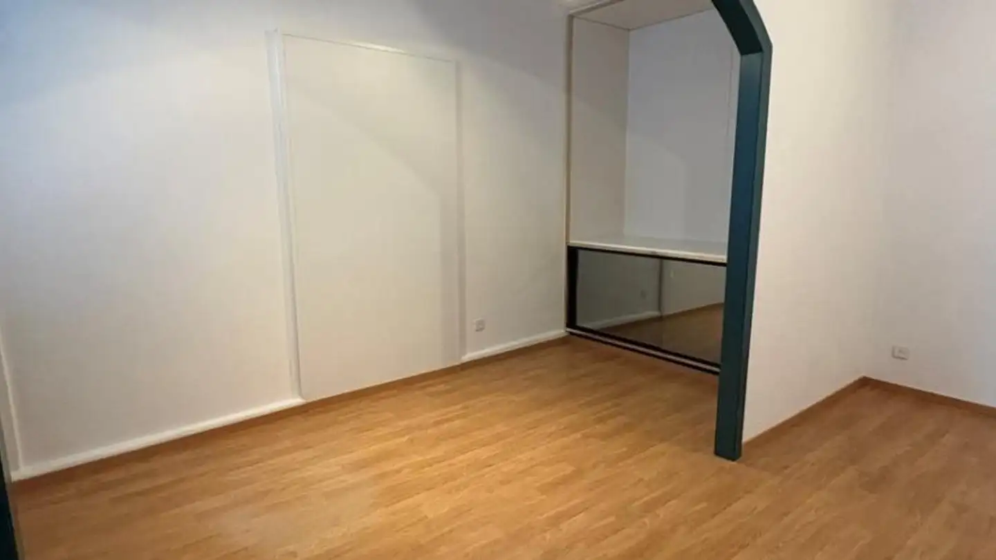 Commercial à louer - Rue des Billodes 26, 2400 Le Locle