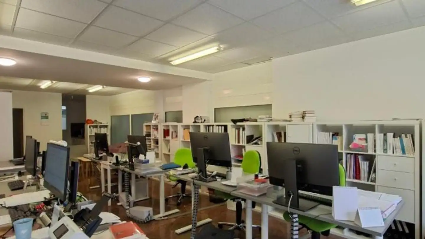Office space for rent - Rue Du Tertre 10, 2000 Neuchâtel - Photo 2