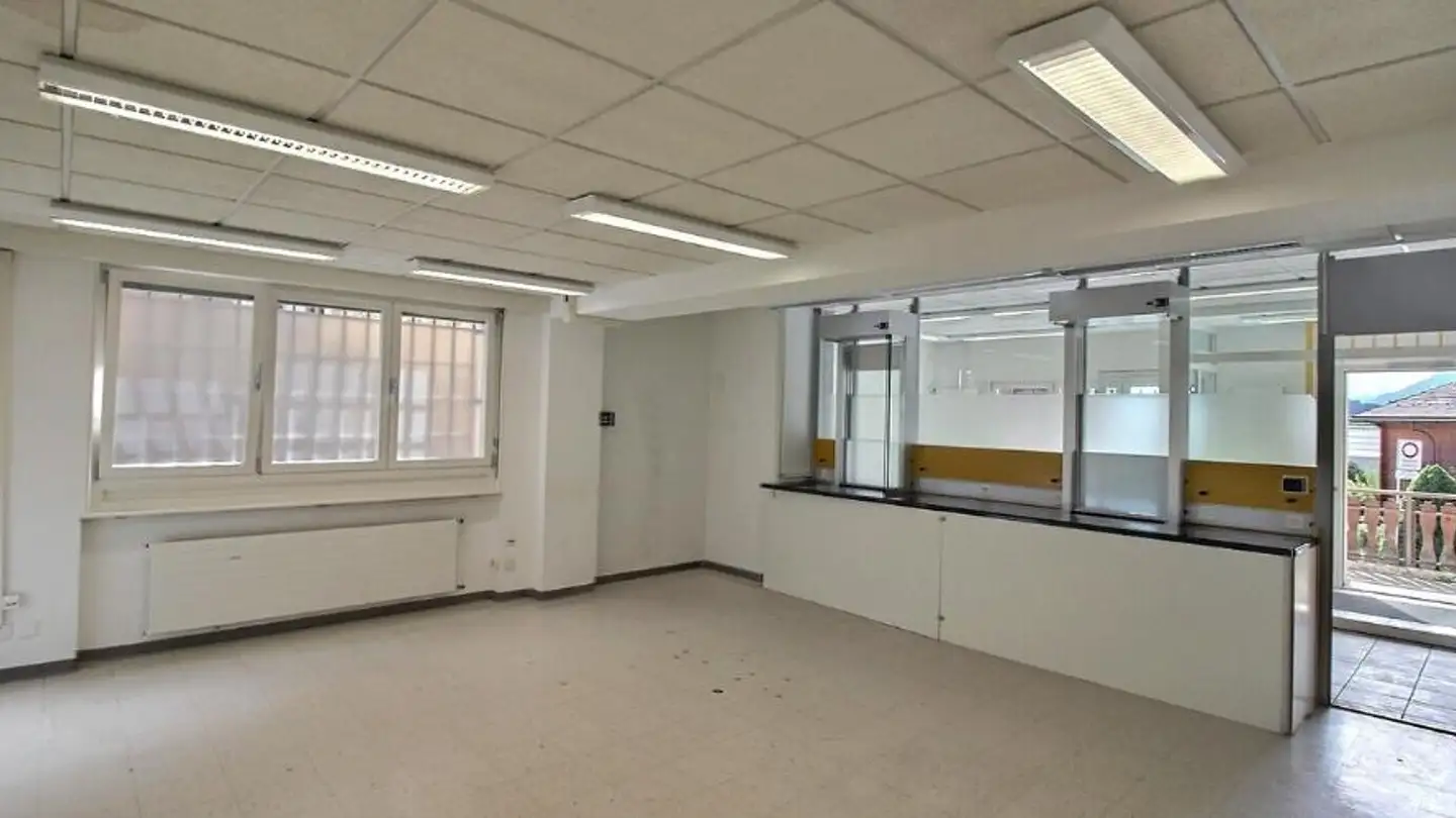 Office space for rent - Rue Du Pontèt 12, 3971 Chermignon - Photo 2
