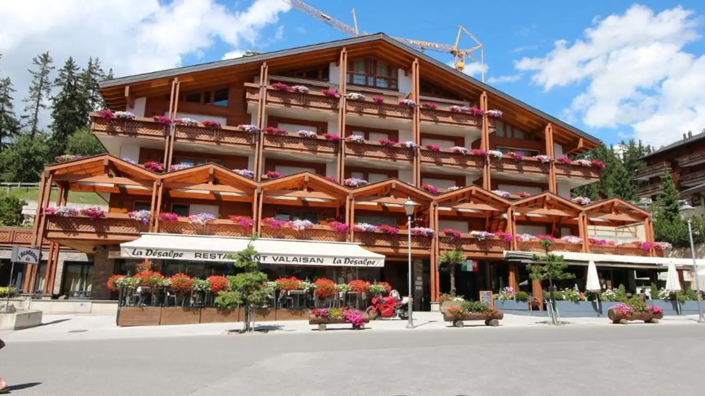 Restaurant for rent - Rue Du Pas De L'ours, 3963 Crans-Montana - Photo 3