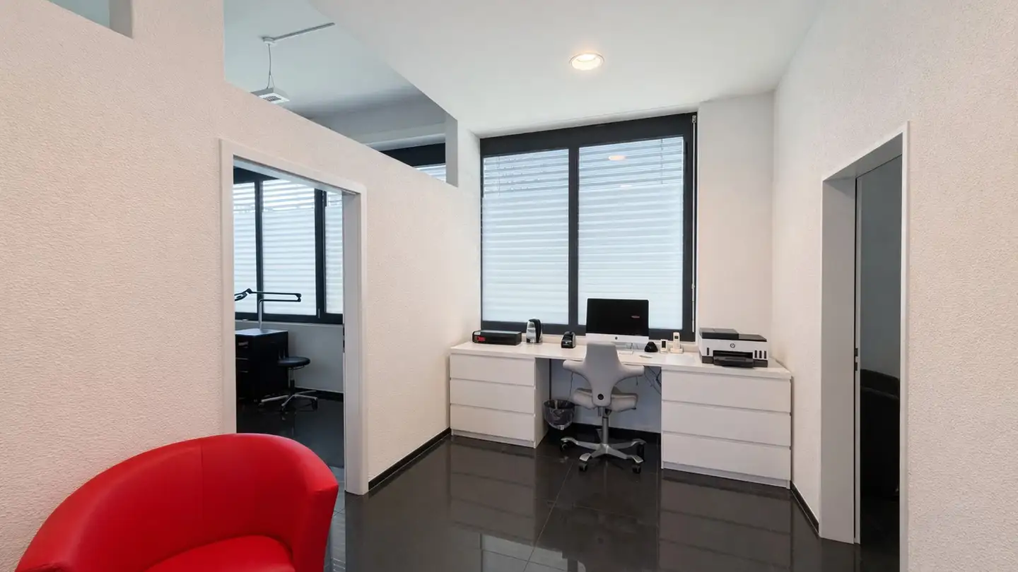 Commercial à louer - Ueberlandstrasse 200, 8600 Dübendorf - Photo 4