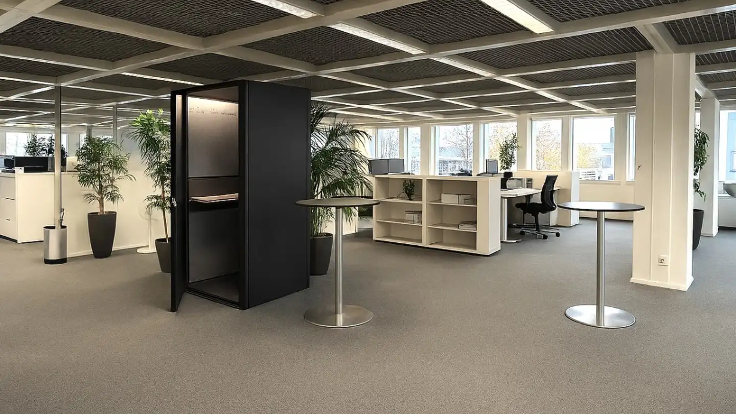 Office space for rent - Sennweidstrasse 47, 6312 Steinhausen - Photo 2