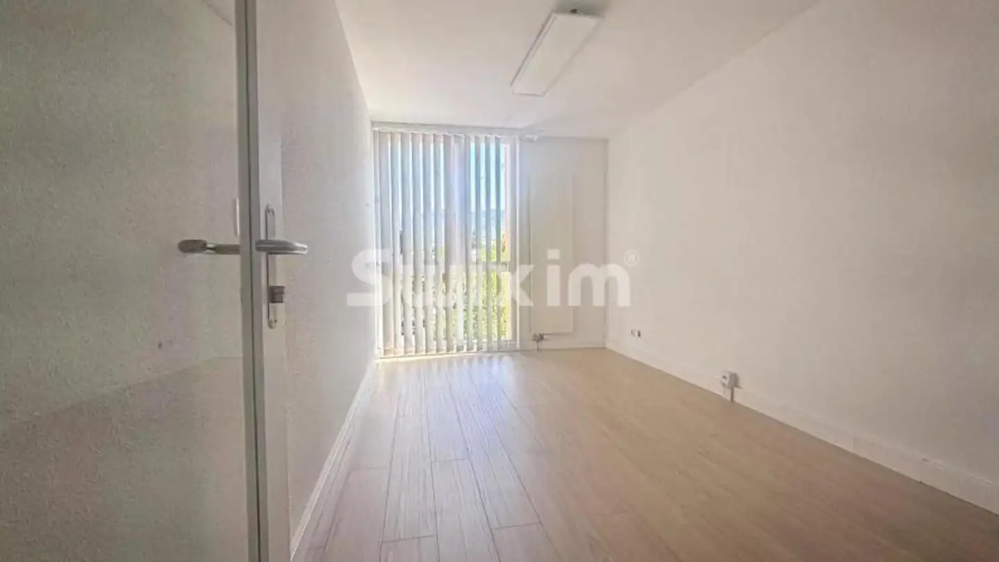 Spazio ufficio in affitto - Route De Saint-Julien 129, 1228 Plan-les-Ouates - Foto 4