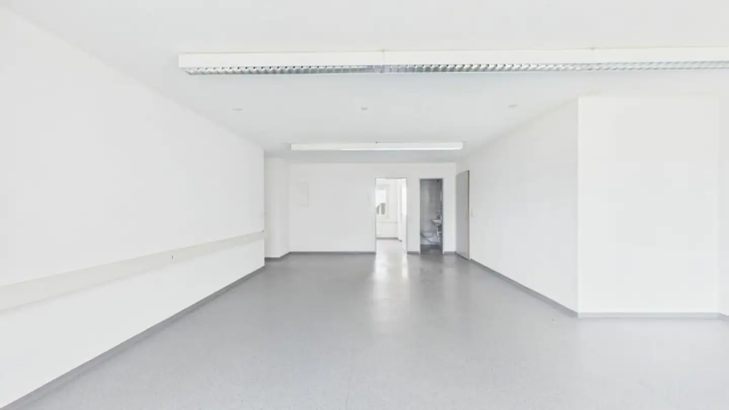 Commercial for rent - Steistegstrasse 3, 6430 Schwyz - Photo 3
