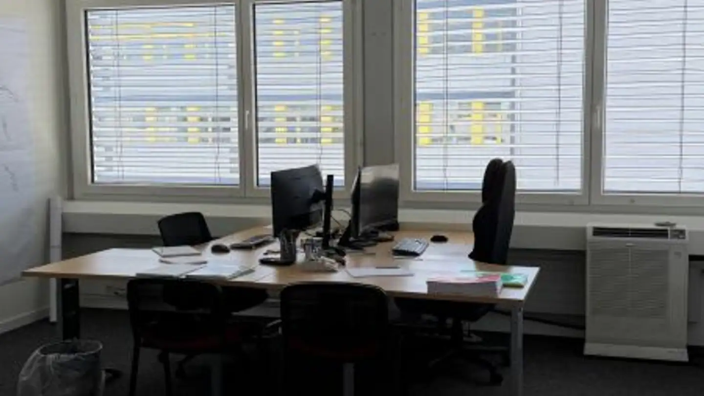 Spazio ufficio in affitto - Industriestrasse 25, 8604 Volketswil - Foto 2