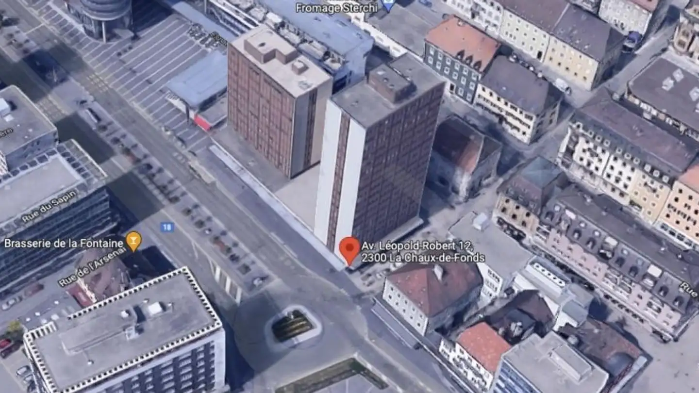 Commercial for rent - Avenue Léopold-Robert 12, 2300 La Chaux-de-Fonds