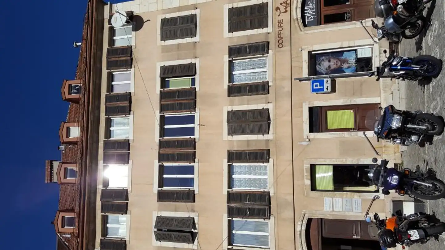 Commercial for rent - Rue De L'hôtel-De-Ville 6, 2300 La Chaux-de-Fonds - Photo 2