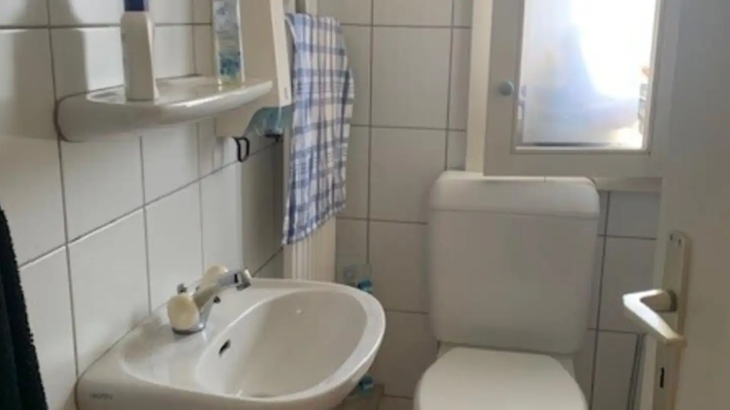 Gewerbe mieten - Avenue De La Gare 52, 1618 Châtel-St-Denis - Foto 4