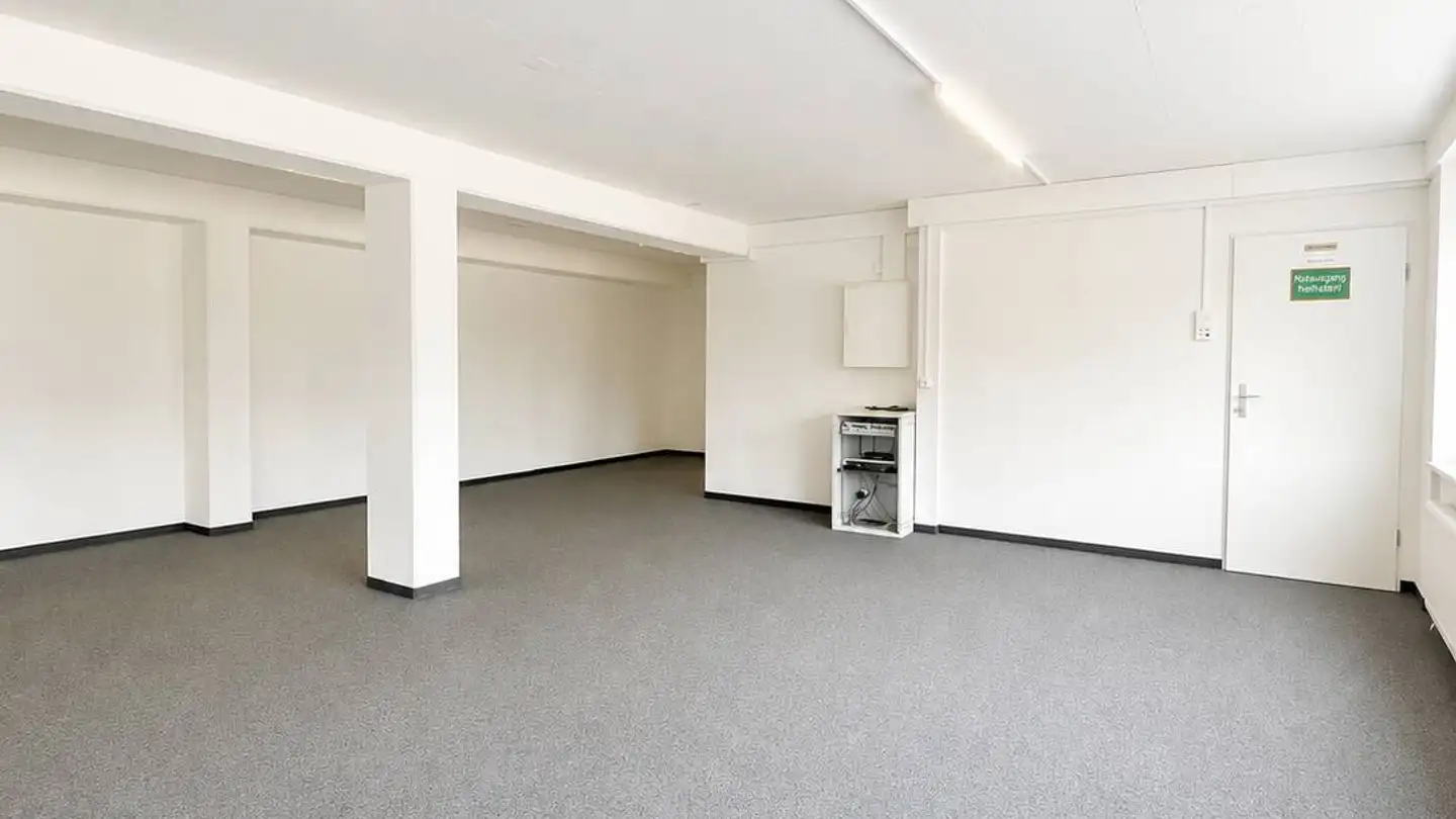 Gewerbe mieten - Brandbachstrasse 10, 8305 Dietlikon