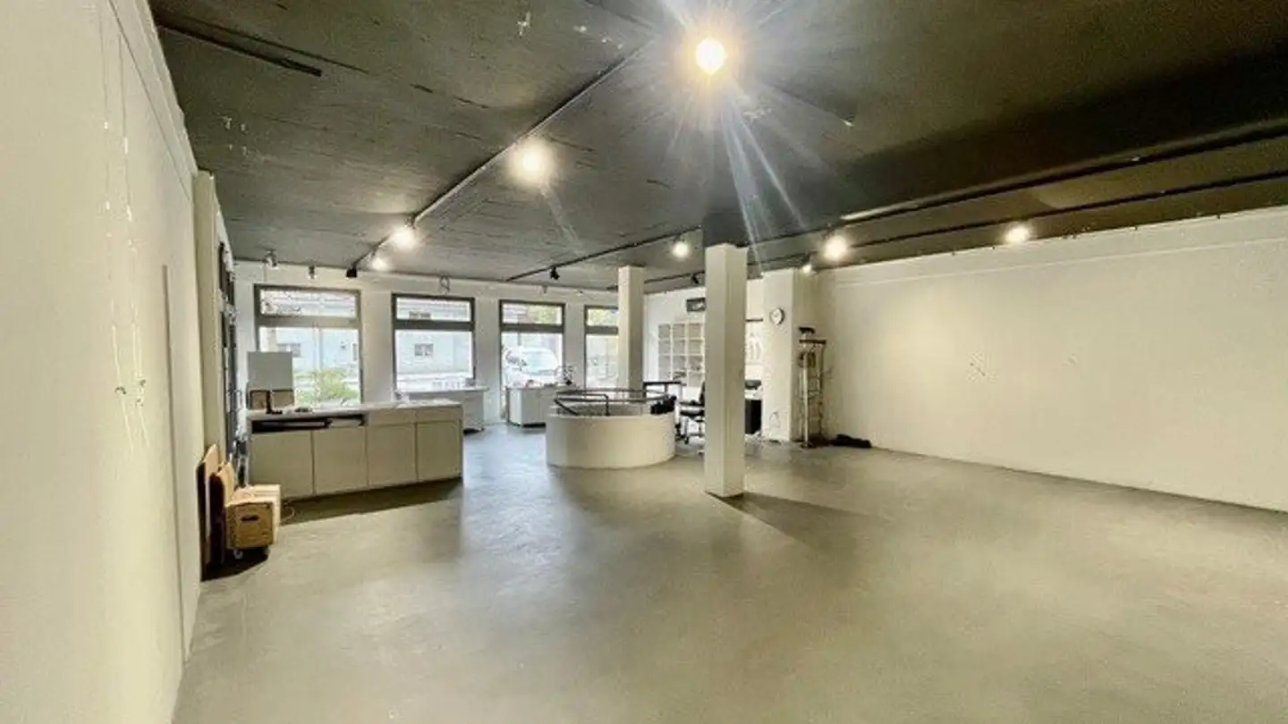 Geschäft mieten - Witikonerstrasse 397, 8053 Zürich